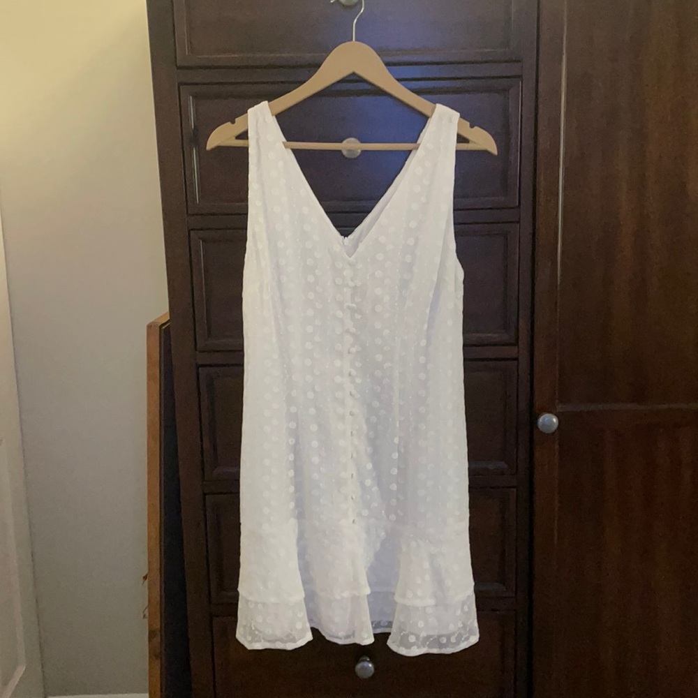 White daisy dress - local boutique!
